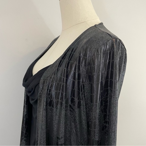Peter Nygard Cocktail Top Womens M Petite Black Snakeskin Sparkle Party Cowl EUC - Picture 8 of 14